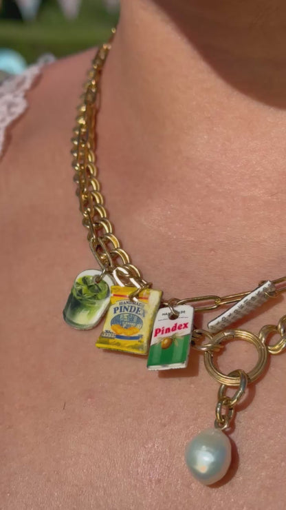 hackney essentials necklace